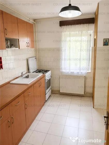 Apartament cu 2 camere decomandat în Răcădău
