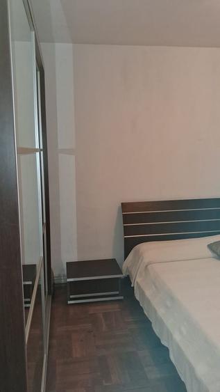 Vind 2camere decomandate etaj 1 - 8