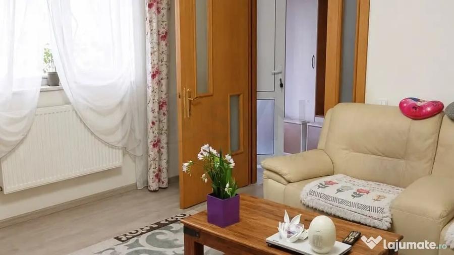 Casă cu 5 camere cu Teren 120 Mp în Colentina