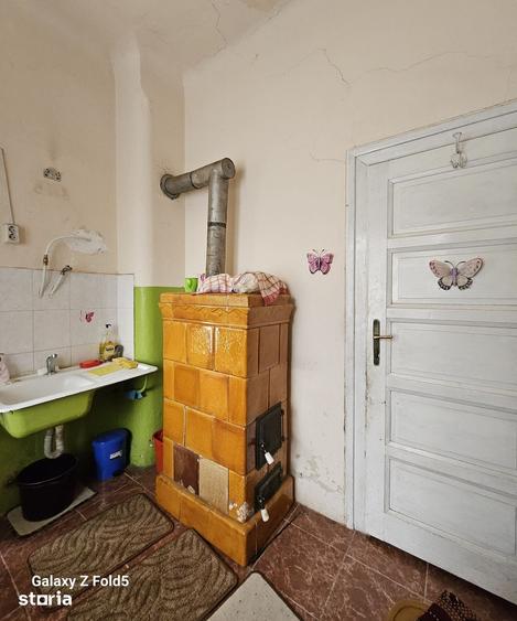 Casă cu 4 camere cu Teren 248 Mp în Central