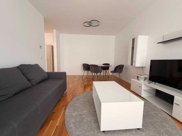 Apartament cu 2 camere decomandat, mobilat în 1 Mai