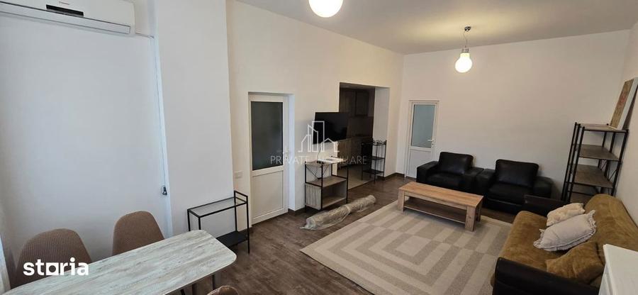 Apartament cu 3 camere în 22 Decembrie 1989