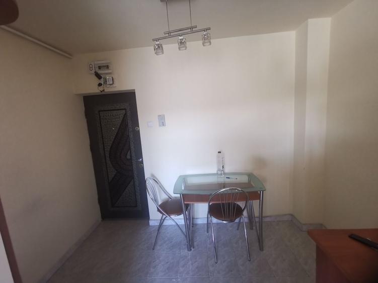 Apartament cu 2 camere semidecomandat în Podgoria