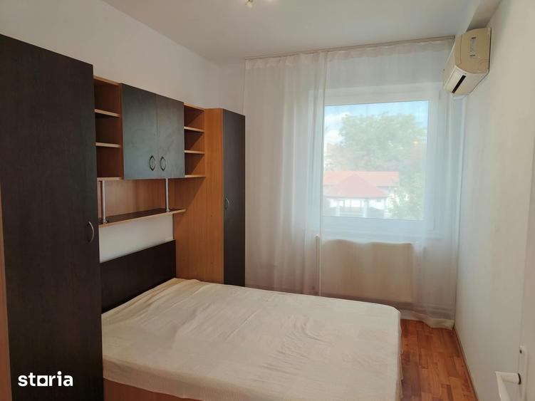 Casă cu 4 camere cu Teren 220 Mp în Calea București