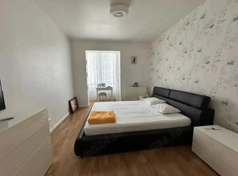 Apartament cu 2 camere decomandat în Titan