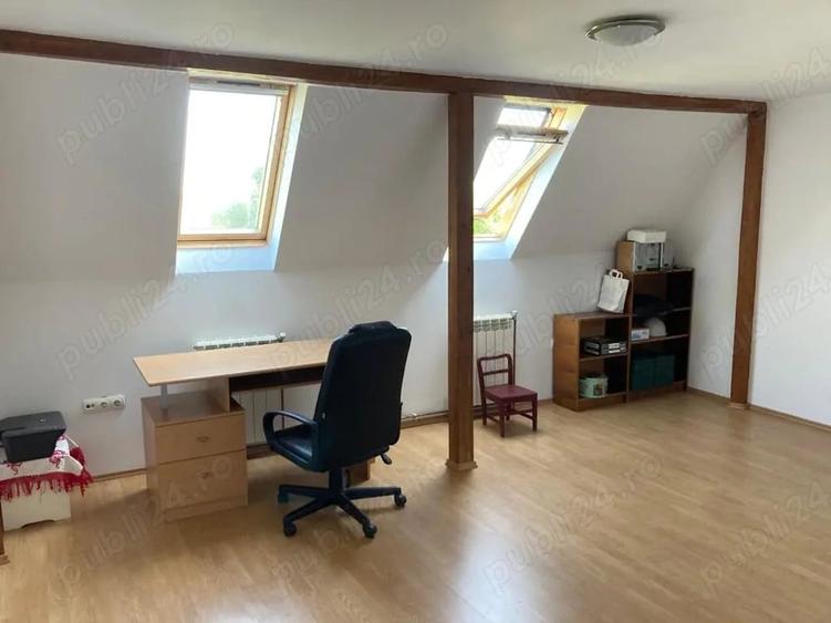 Casă cu 5 camere cu Teren 2900 Mp în Central