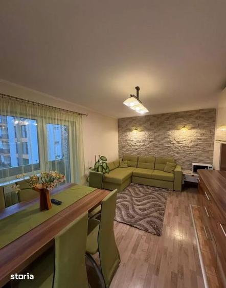 Apartament cu 3 camere, mobilat în Între Lacuri