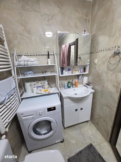 Garsonieră decomandată în Școlilor