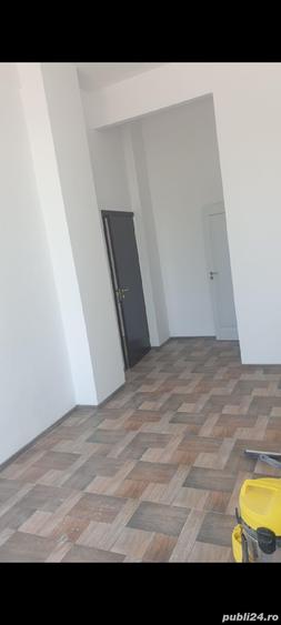 Spațiu comercial, de 800 mp, în Exterior Vest