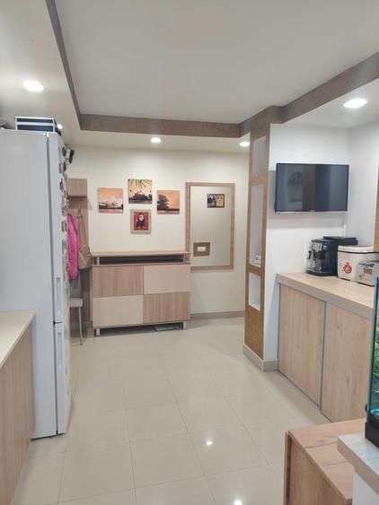 Apartament cu 2 camere decomandat în Republicii