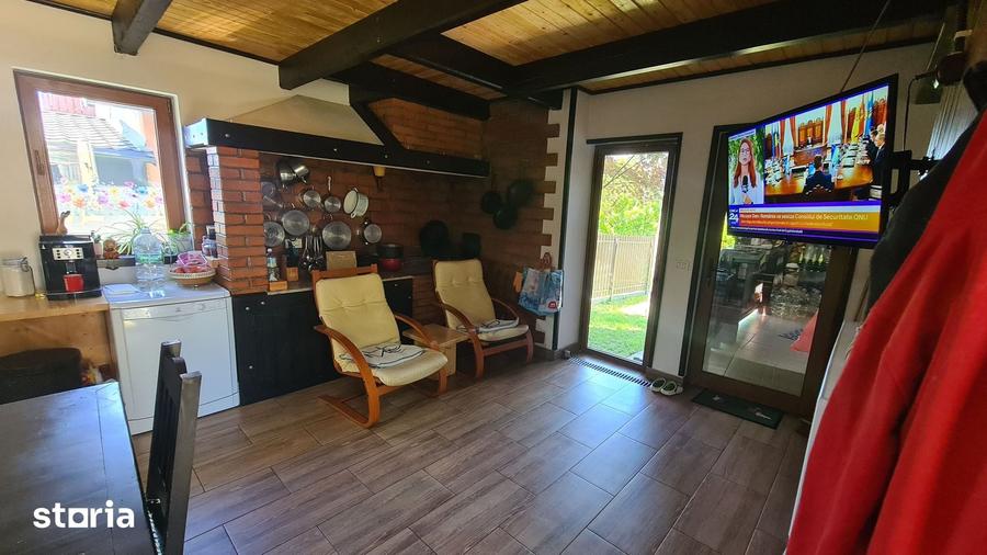Casă cu 4 camere cu Teren 639 Mp în Central