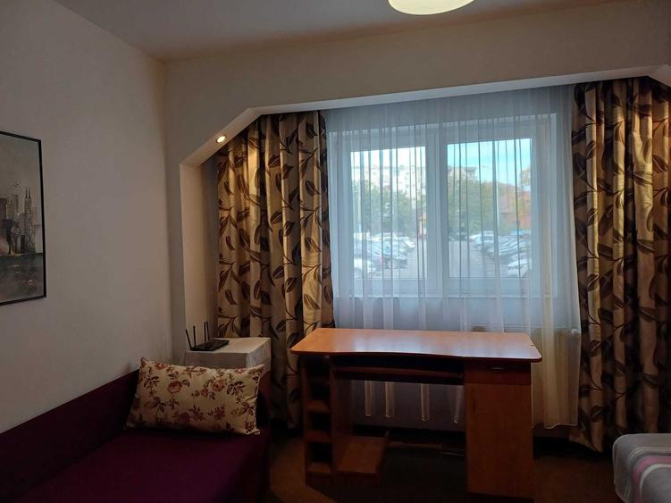 Apartament cu 4 camere decomandat în Calea Aradului