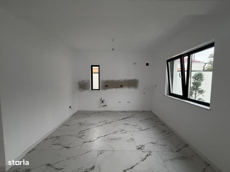 Casă cu 3 camere în Central