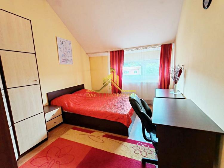 Apartament cu 3 camere semidecomandat, mobilat în Iris