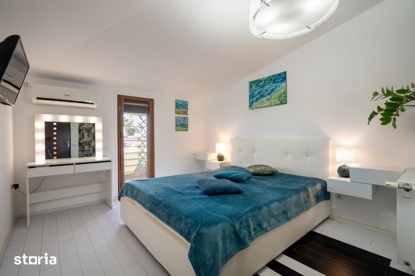 Apartament cu 4 camere semidecomandat, mobilat în Central