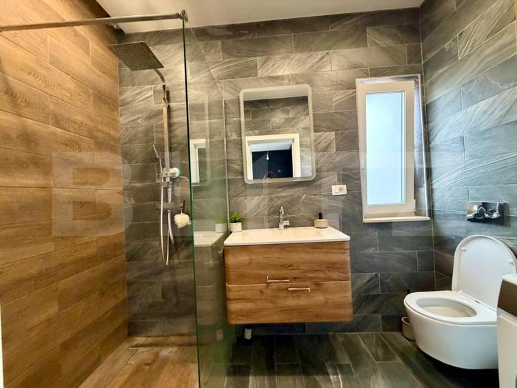 Duplex cu 4 camere cu Canalizare în Sânandrei