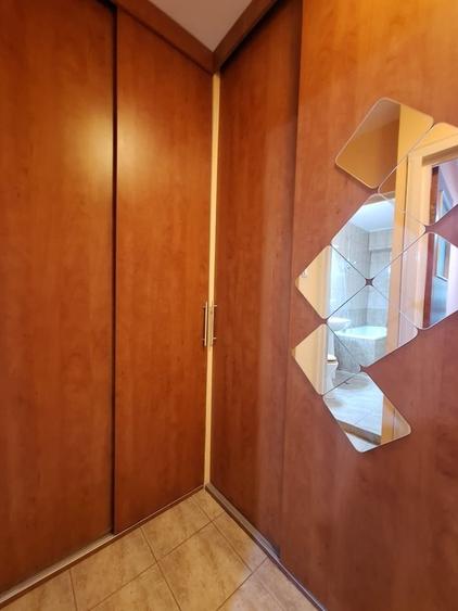 Garsonieră decomandată în Splaiul Unirii