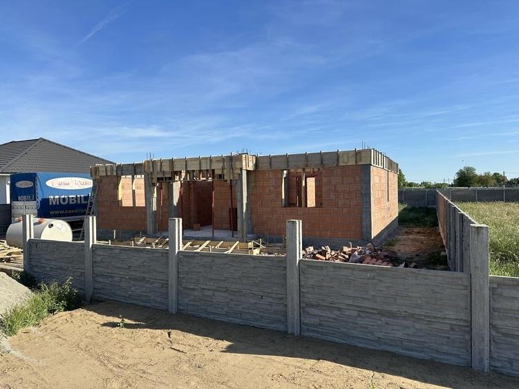Casă cu 3 camere în Obad