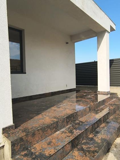 Casă cu 4 camere cu Teren 900 Mp în Valu lui Traian