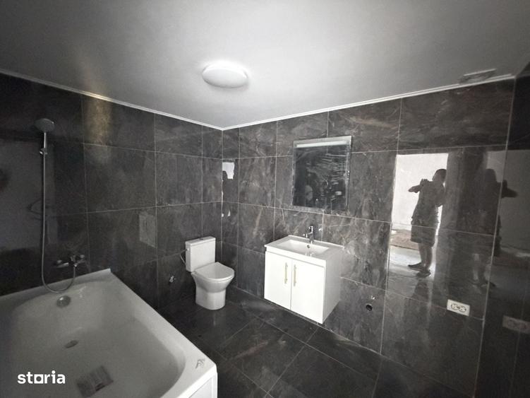 Casă cu 3 camere în Domnești