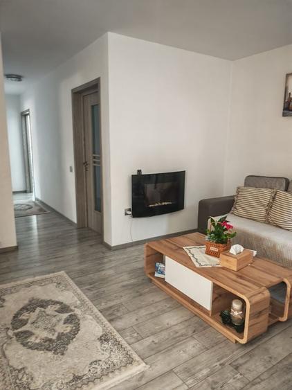 Casă cu 4 camere în Reghin
