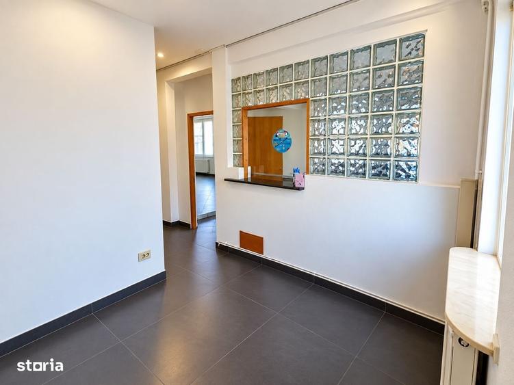Casă cu 4 camere cu Teren 120 Mp în Obor