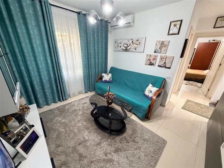 Apartament cu 2 camere decomandat, mobilat în Aeroport