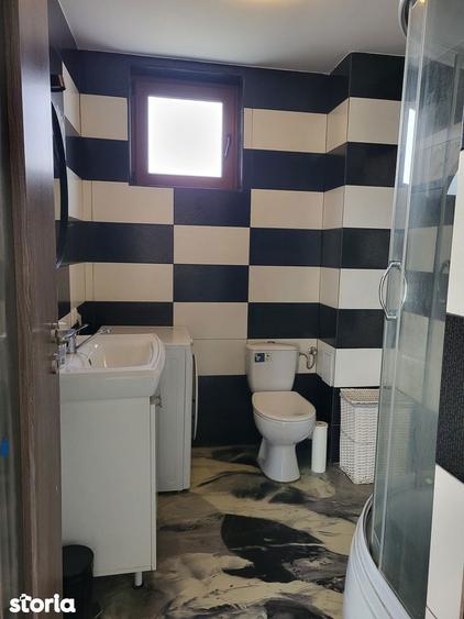 Casă cu 5 camere cu Teren 828 Mp în Apahida
