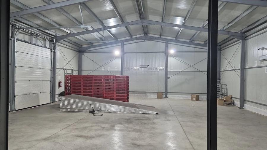 Spațiu comercial, de 200 mp, în Central