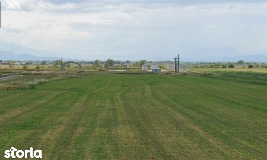 Teren de 4753 mp, în Vâlcele
