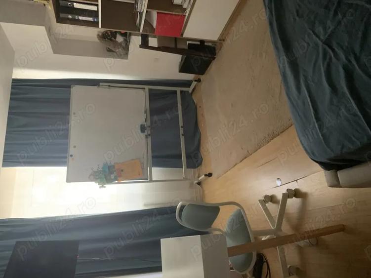 Apartament cu 3 camere decomandat în Bârlad
