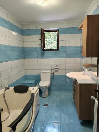 Casă individuală cu 5 camere cu Garaj în Breaza de Sus