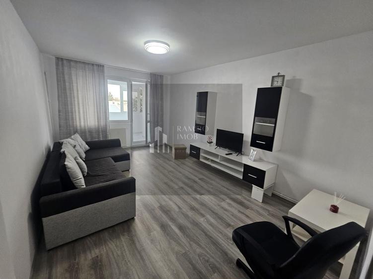 Apartament cu 3 camere decomandat, mobilat în Pantelimon