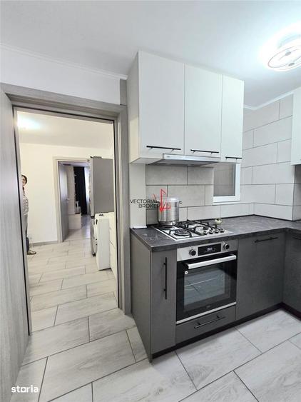 Apartament cu 2 camere decomandat în Tei