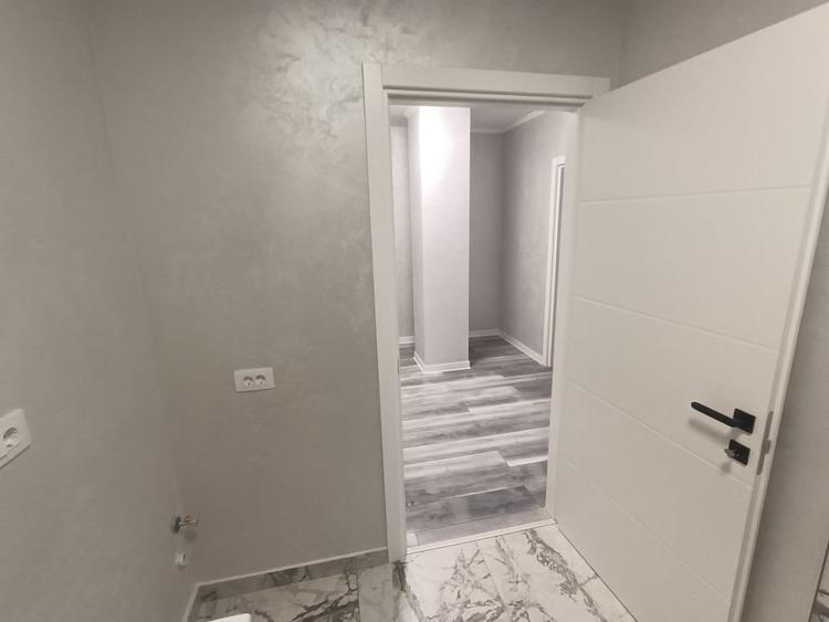 Apartament cu 2 camere semidecomandat în Rediu