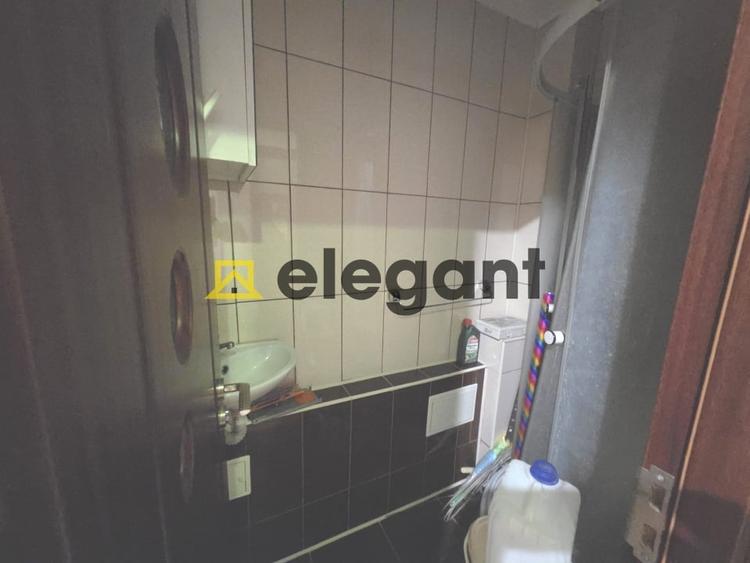 Apartament cu 3 camere decomandat, mobilat în Sărari
