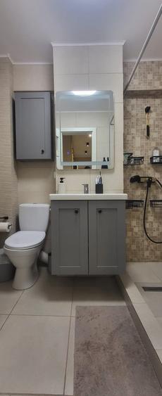 Apartament cu 4 camere semidecomandat în Lujerului