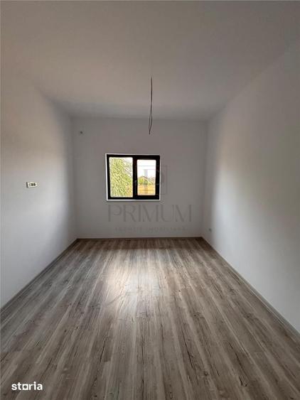 Casă cu 5 camere cu Teren 300 Mp în Central