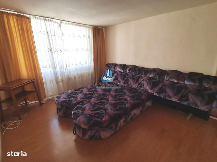 Apartament cu 3 camere semidecomandat în Dărmănești