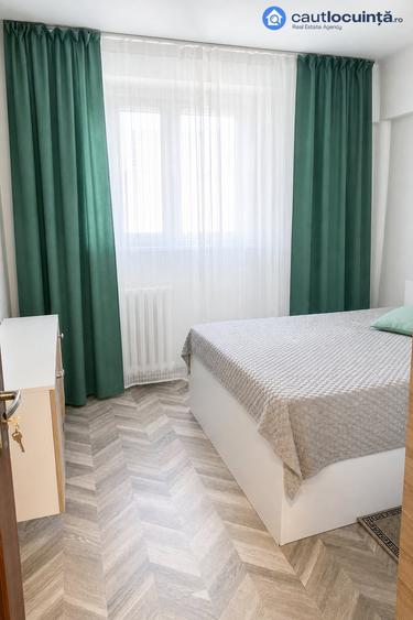 Apartament cu 3 camere în Tei