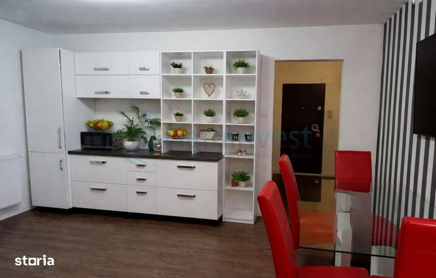 Apartament cu 2 camere decomandat, mobilat în Rogerius