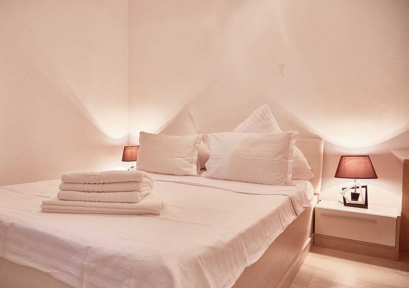Apartament cu 4 camere decomandat în Faleza Nord