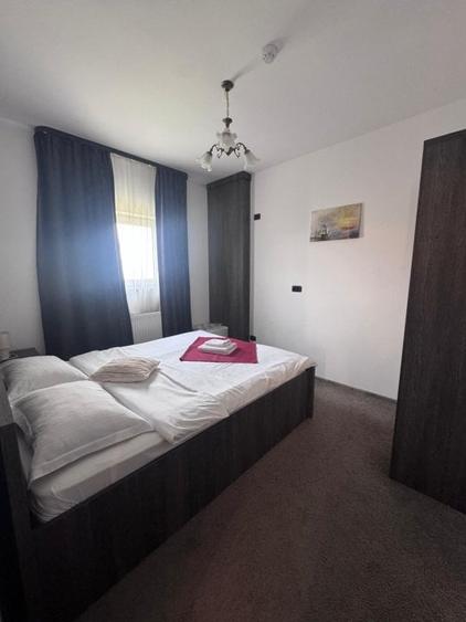 Hotel/Pensiune, de 794 mp, în Est
