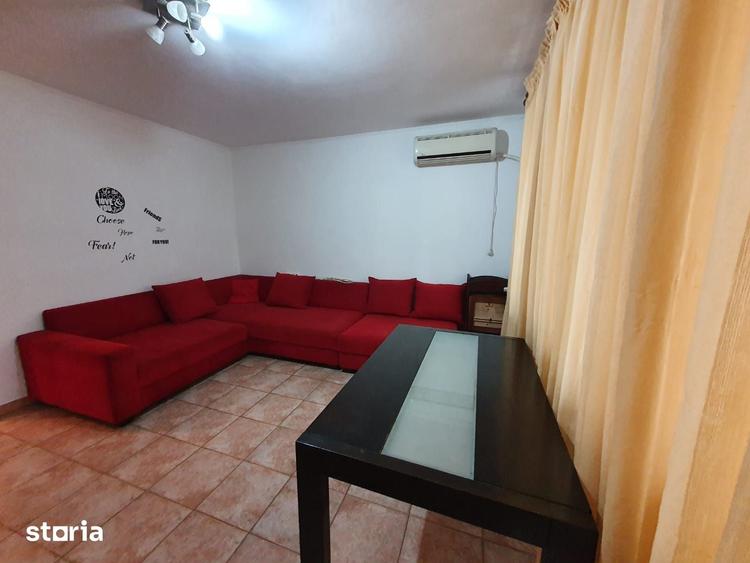 Apartament cu 3 camere semidecomandat în Drumul Taberei