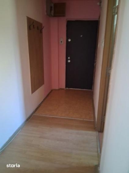 Inchiriez apartament 2 camere - 3