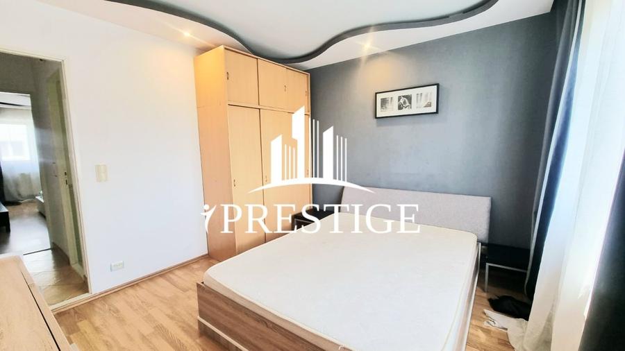 Apartament cu 3 camere decomandat, mobilat în Calea Dumbrăvii