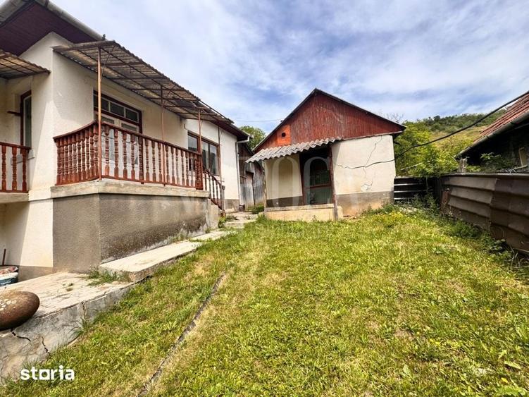 Casa 4 camere de vanzare in Suceagu - 2