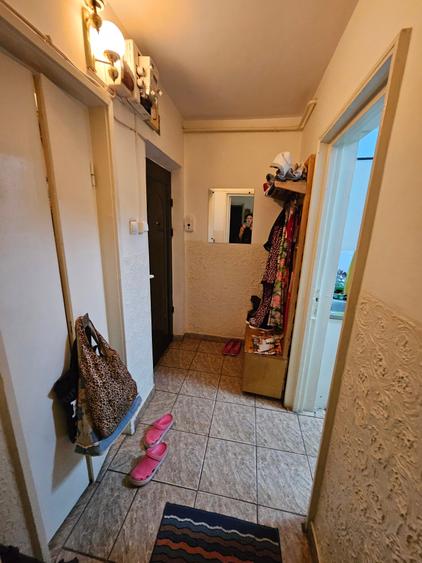 2 camere Țiglina 2 Etaj 2 - 2