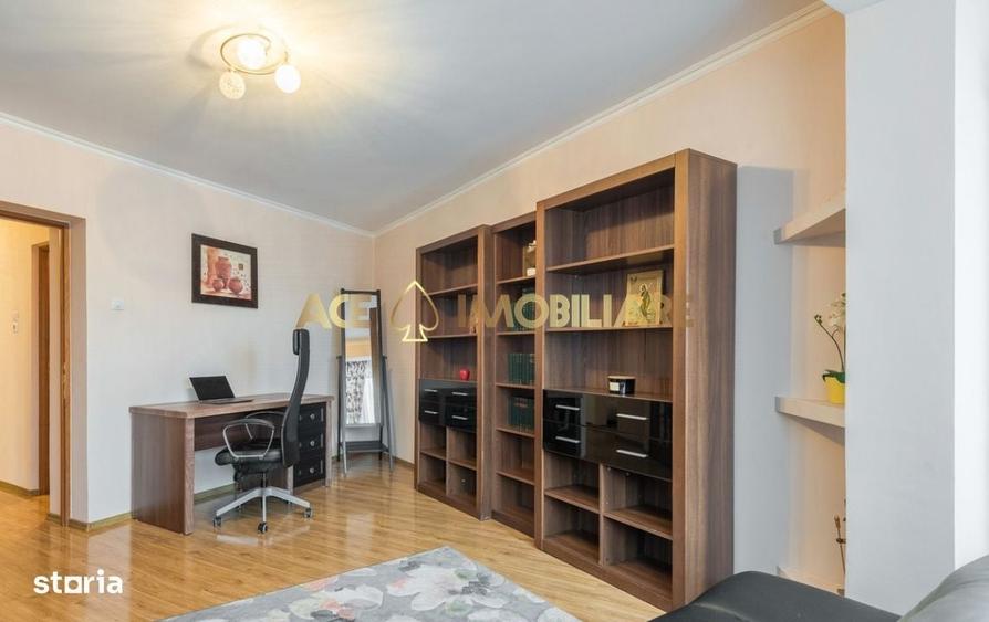 Apartament cu 3 camere în Central