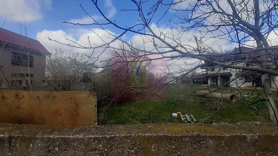 Teren de 2950 mp, în Alexandriei